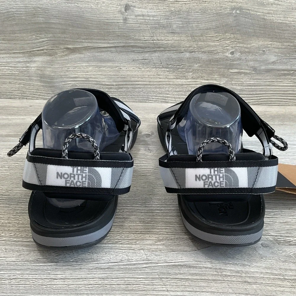 The North Face Mens Skeena Sport Black/Grey Outdoor Sports Sandals Size 13 NEW